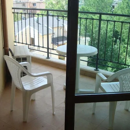 Amadeus 1 Beach Apartment